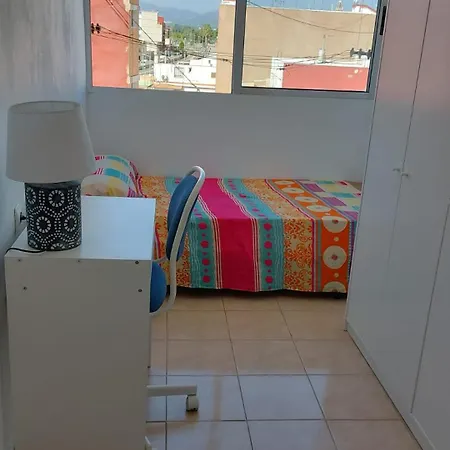 Nocleg ze śniadaniem Piso Compartido Cerca De La Universidad Ceu *